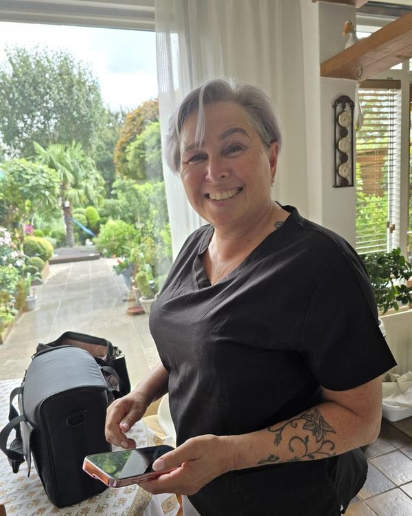 Nancy Vorster — gediplomeerd pedicure aan huis in Rotterdam